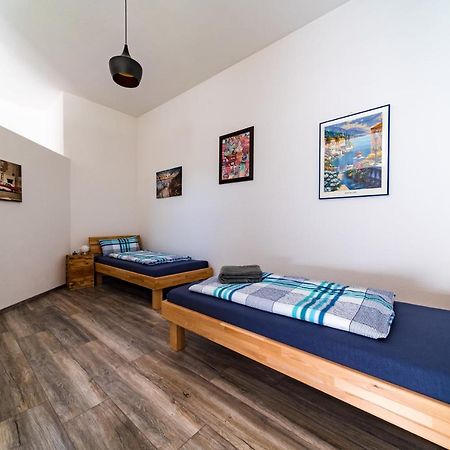 Apartment 4 An Der Messe ฟรีดริชส์ฮาเฟน ภายนอก รูปภาพ